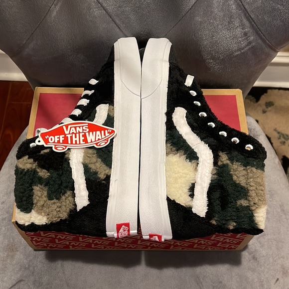 New Vans Sk8-Hi Sherpa Camo/Black size W8.5 M7.0 - Picture 5 of 9